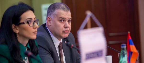 Арпине Ованнисян и Давид арутюнян Арпине Ованнисян и Давид арутюнян - Sputnik Армения