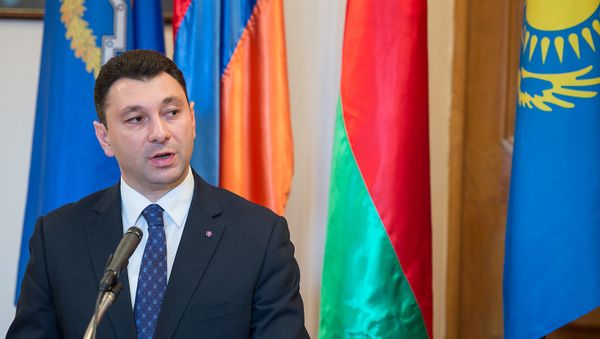 Эдуард Шармазанов - Sputnik Армения