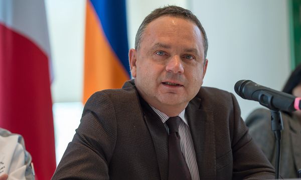 Посол Франции в Армении Жан Франсуа Шарпантье - Sputnik Армения