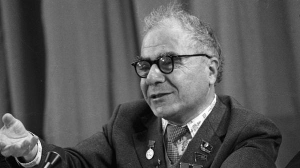 Советский астрофизик, академик Виктор Амбарцумян Советский астрофизик, академик Виктор Амбарцумян - Sputnik Армения