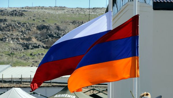 Флаги Армении и России - Sputnik Армения