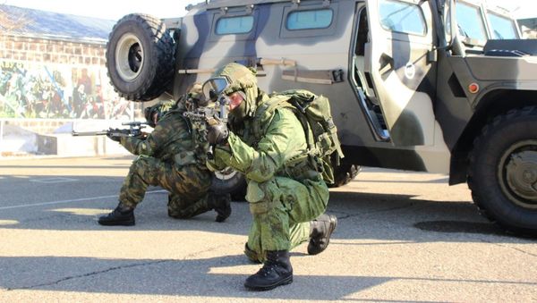 Военнослужащие ЮВО в Армении принимают участие в тактических учениях под наблюдением беспилотников - Sputnik Արմենիա