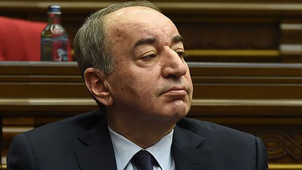 Роберт Назарян Роберт Назарян - Sputnik Армения