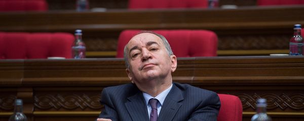 Роберт Назарян Роберт Назарян - Sputnik Армения