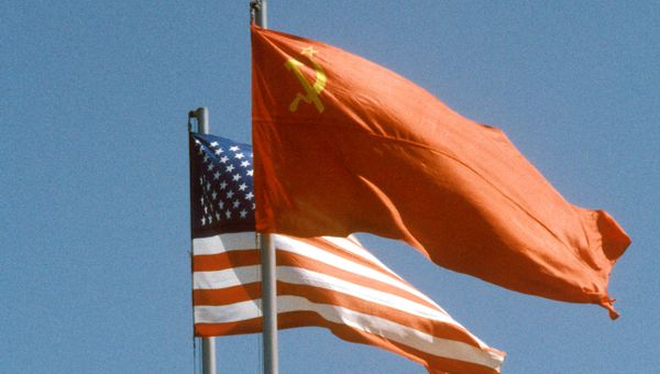 Флаги СССР и США - Sputnik Армения