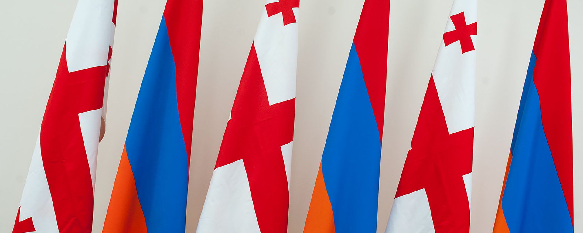 Флаги Армении и Грузии - Sputnik Армения, 1920, 10.03.2020