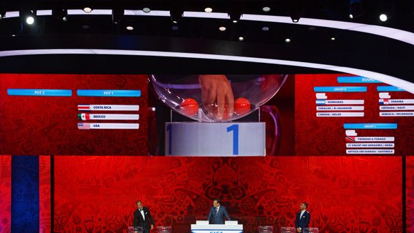 Предварительная жеребьевка ЧМ-2018 по футболу - Sputnik Армения