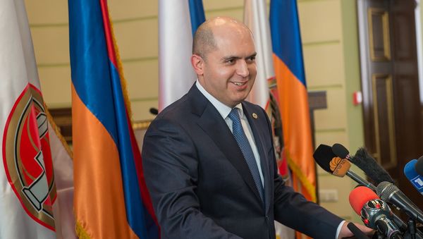 Армен Ашотян - Sputnik Армения