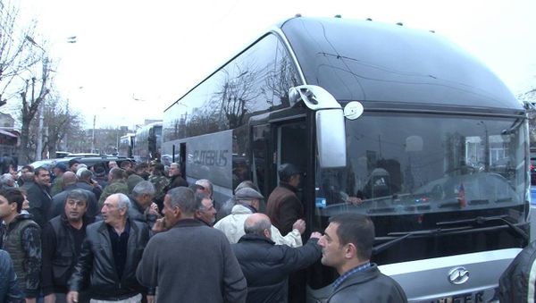 Добровольцы Союза Еркрапа отправляются на передовую - Sputnik Արմենիա