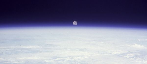 Восход Луны над планетой Земля - Sputnik Արմենիա