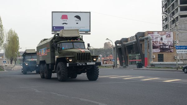 Ереван отправил в Степанакерт гуманитарную помощь - Sputnik Արմենիա