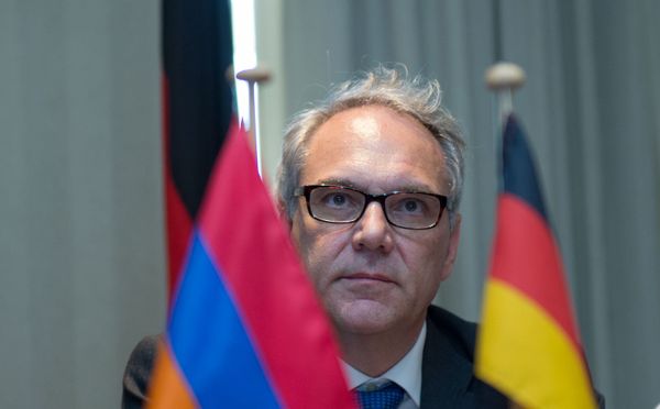 Посол Германии в Армении Матиас Кислер Посол Германии в Армении Матиас Кислер - Sputnik Армения