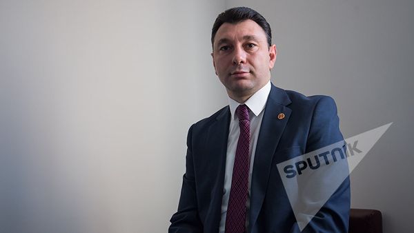 Эдуард Шармазанов - Sputnik Армения