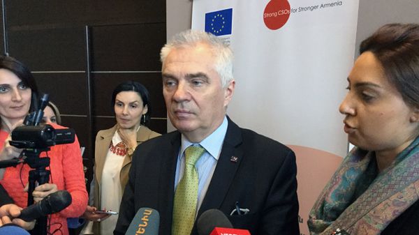 Руководитель делегации ЕС в Армении, посол Петр Свитальский - Sputnik Արմենիա