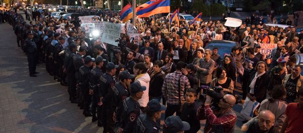 Ցույց` Սերգեյ Լավրովի այցի նախաշեմին Ցույց` Սերգեյ Լավրովի այցի նախաշեմին - Sputnik Армения