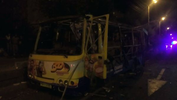 Взрыв автобуса в Ереване Взрыв автобуса в Ереване - Sputnik Армения