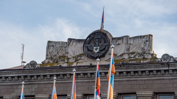 Резиденция президента НКР. Степанакерт - Sputnik Армения