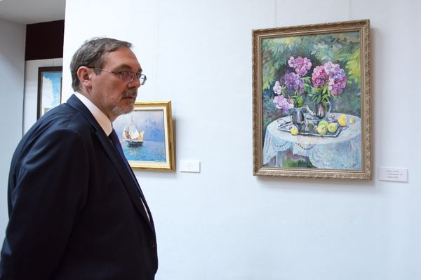 Посол РФ в РА Иван Волынкин на выставке Мост дружбы Посол РФ в РА Иван Волынкин на выставке Мост дружбы - Sputnik Армения
