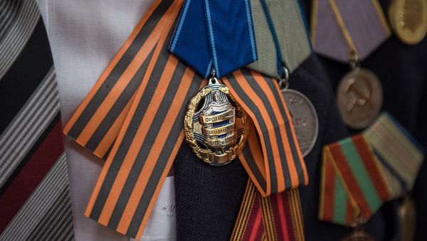 Орден защитника отечества и Георгиевская ленточка - Sputnik Армения