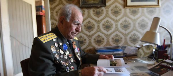 Разведчик Великой Отечественной войны Петрос Петросян вспоминает военное прошлое - Sputnik Армения