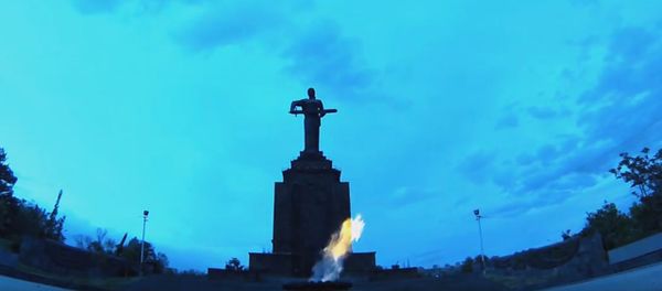 Вечный огонь у монумента Мать-Армения - Sputnik Արմենիա