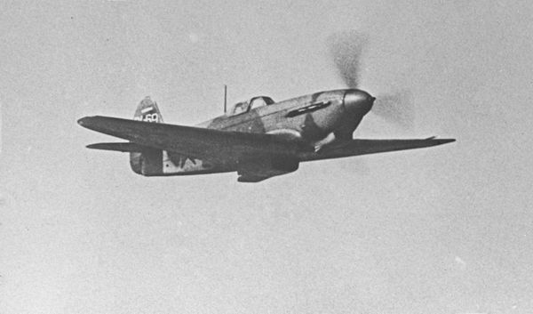 Боевое крещение в июне 1944 года получил Як-3. Именно на этом истребителе летали многие советские асы. Як-3 был любим пилотами, он с лёгкостью противостоял самолётам Люфтваффе. Боевое крещение в июне 1944 года получил Як-3. Именно на этом истребителе летали многие советские асы. Як-3 был любим пилотами, он с лёгкостью противостоял самолётам Люфтваффе. - Sputnik Армения