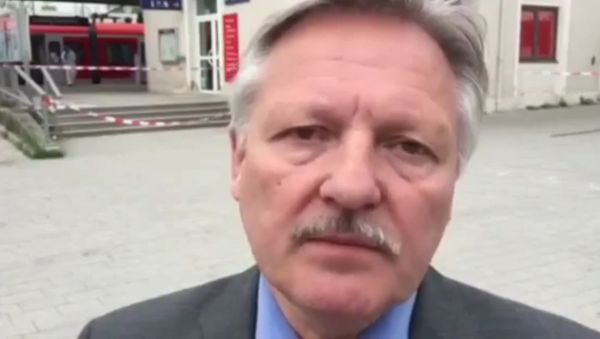 СПУТНИК_Представитель полиции Баварии о нападении неизвестного с ножом в Мюнхене - Sputnik Армения
