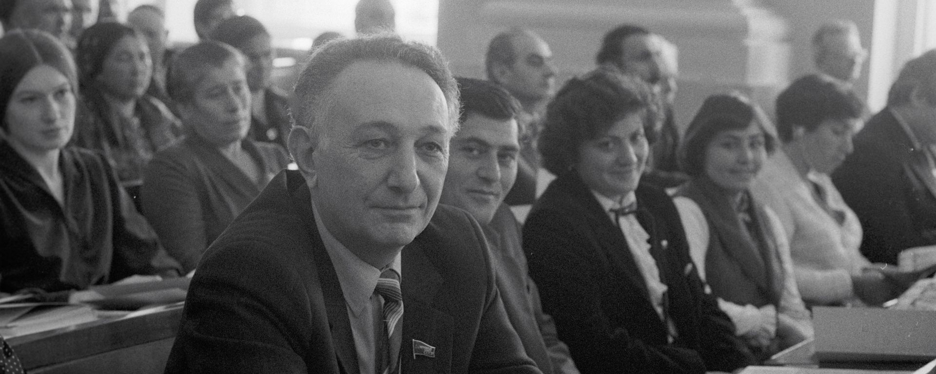 Академик Сергей Амбарцумян - Sputnik Армения, 1920, 28.01.2024