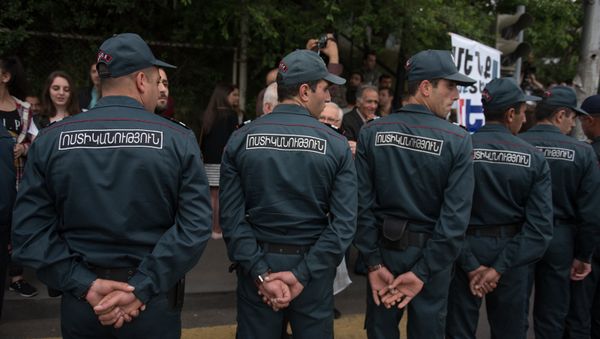 полиция - Sputnik Армения