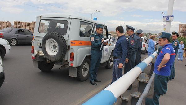 В Ереване предотвращена попытка самоубийства - Sputnik Армения