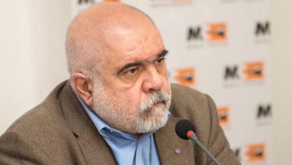 Александр Искандарян - Sputnik Армения