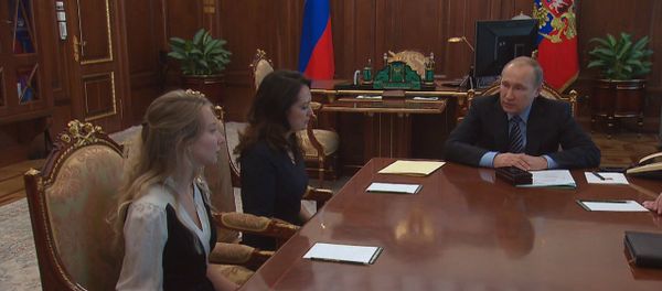 СПУТНИК_Путин поблагодарил родных погибших журналистов за просьбу помиловать Савченко - Sputnik Армения