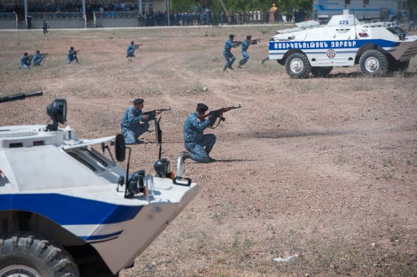 Участники Кобальт-2016 пресекли террористическую угрозу Участники Кобальт-2016 пресекли террористическую угрозу - Sputnik Армения