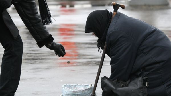 Нищие в Москве - Sputnik Армения