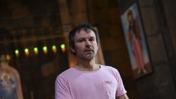 Группа Океан Эльзы в Эчмиадзине. Святослав Вакарчук Группа Океан Эльзы в Эчмиадзине. Святослав Вакарчук - Sputnik Արմենիա