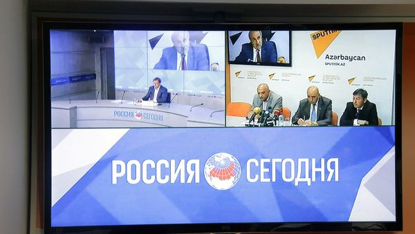 Видеомост Ереван – Москва – Баку на тему: «Перспективы российского посредничества в решении Нагорно-Карабахского конфликта» - Sputnik Армения