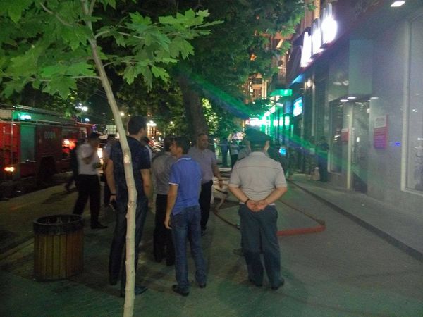 МЧС получило сообщение о том, что в офисе Армбизнесбанка заложена бомба. - Sputnik Армения