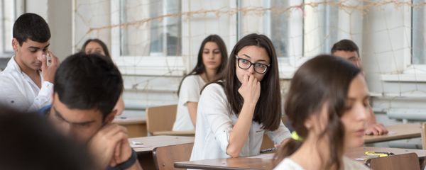 ЕГЭ в старшей школе № 170 в Ереване ЕГЭ в старшей школе № 170 в Ереване - Sputnik Армения