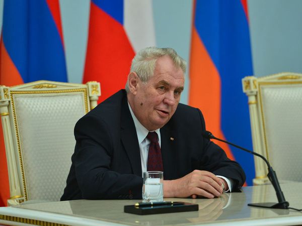 Милош Земан  - Sputnik Արմենիա