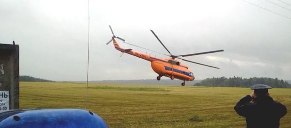 СПУТНИК_Спасатели отправились на место крушения Су-27 в Подмосковье - Sputnik Армения