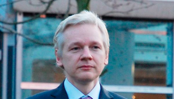 Слушания по делу об экстрадиции в Швецию основателя WikiLeaks Джулиана Ассанжа в суде в Лондоне - Sputnik Армения