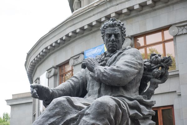 Как Италия рукоплескала советскому грузчику: 5 неожиданных фактов об Араме Хачатуряне Как Италия рукоплескала советскому грузчику: 5 неожиданных фактов об Араме Хачатуряне - Sputnik Армения