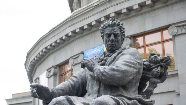 Памятник Араму Хачатуряну - Sputnik Армения