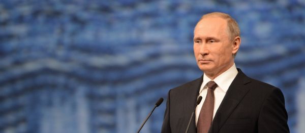 Рабочая поездка президента РФ В. Путина в Санкт-Петербург. День второй Рабочая поездка президента РФ В. Путина в Санкт-Петербург. День второй - Sputnik Армения