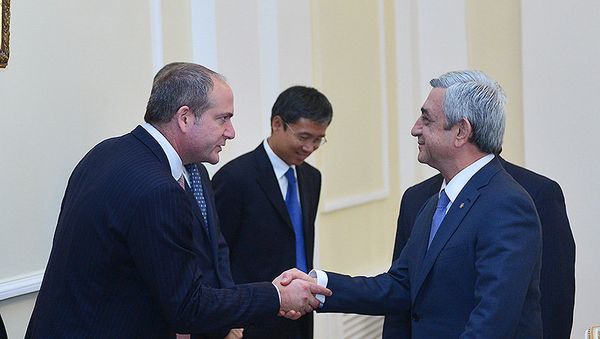 Սերժ Սարգսյանն ընդունել է ԱԶԲ տնօրենների խորհրդի անդամներին - Sputnik Արմենիա