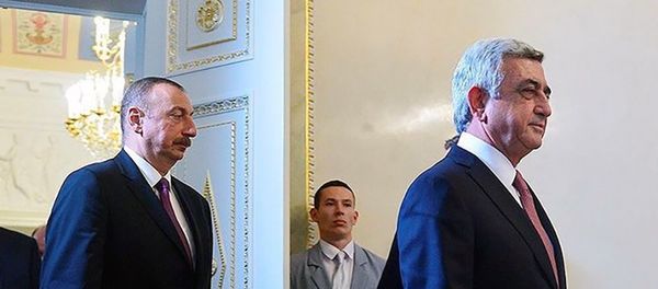 Встреча президентов Армении и Азербайджана Сержа Саргсяна и Ильхама Алиева Встреча президентов Армении и Азербайджана Сержа Саргсяна и Ильхама Алиева - Sputnik Армения