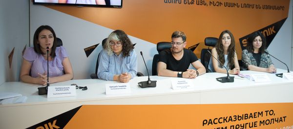 Пресс-конференция, посвященная фестивалю по обмену опытом Площадка - Sputnik Армения