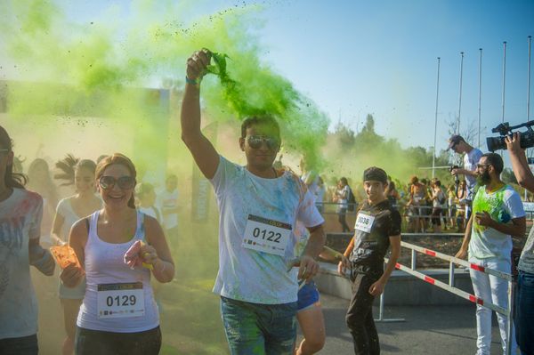 Kрасочный забег в Ереване,  Yerevan Color Run - Sputnik Армения