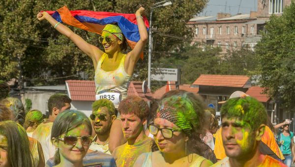 Kрасочный забег в Ереване,  Yerevan Color Run - Sputnik Армения