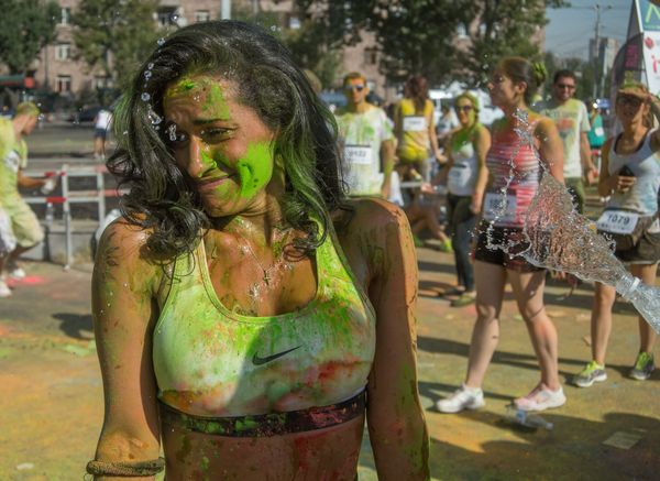 Yerevan Color Run` գույների իսկական հրավառություն - Sputnik Արմենիա
